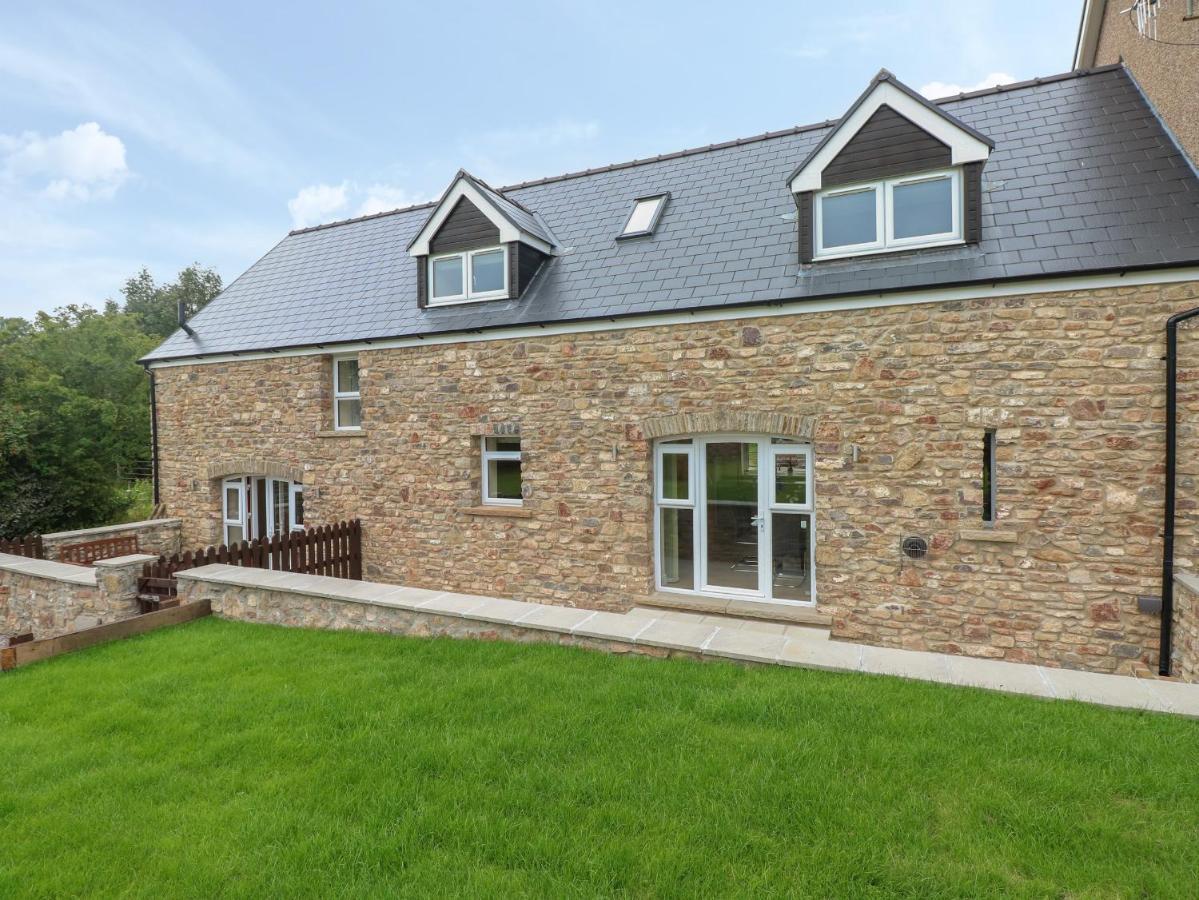 Woodpecker Barn Villa Pontyclun Екстериор снимка