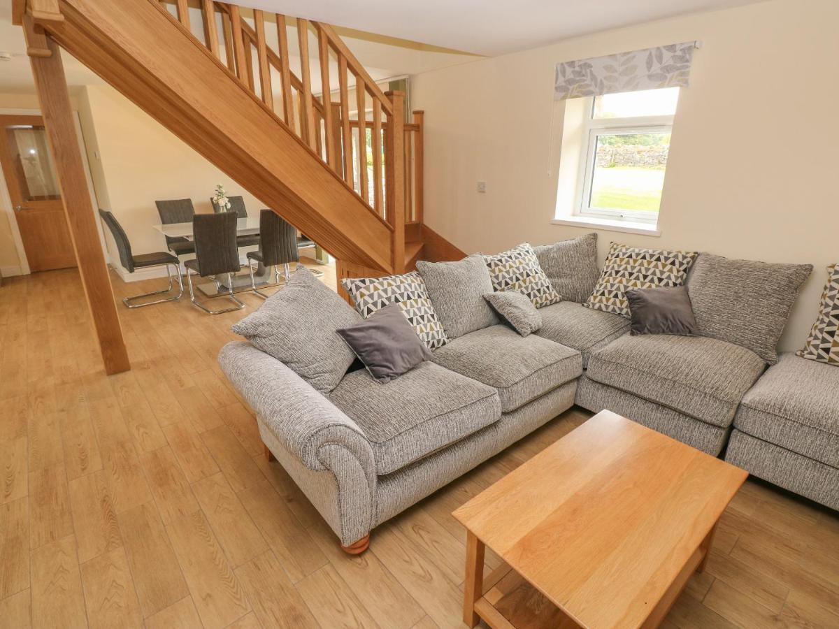 Woodpecker Barn Villa Pontyclun Екстериор снимка
