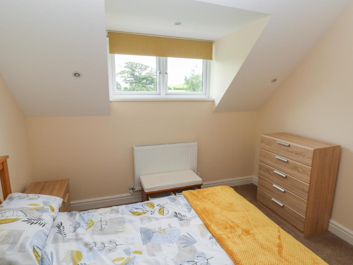 Woodpecker Barn Villa Pontyclun Екстериор снимка