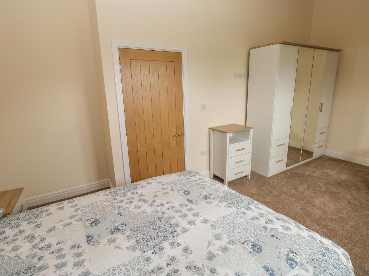 Woodpecker Barn Villa Pontyclun Екстериор снимка