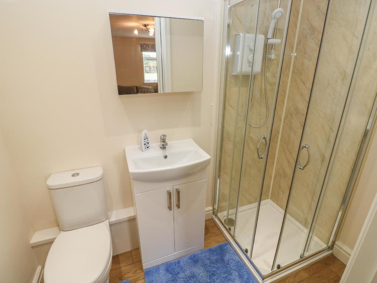 Woodpecker Barn Villa Pontyclun Екстериор снимка